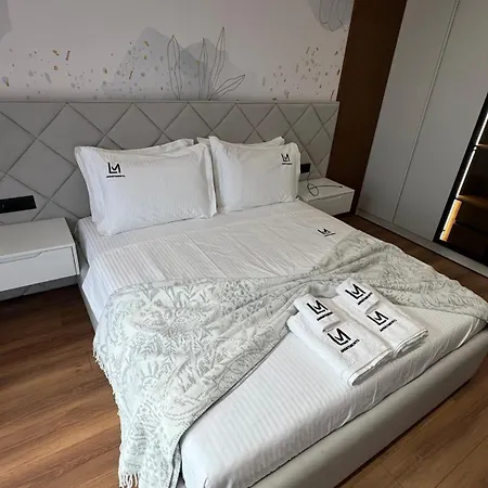 Apartment Lm